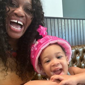 Meet your Posher, 'yelum